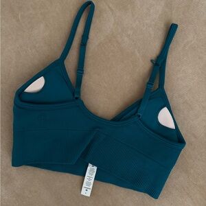 Lululemon ebb to street bra Laguna